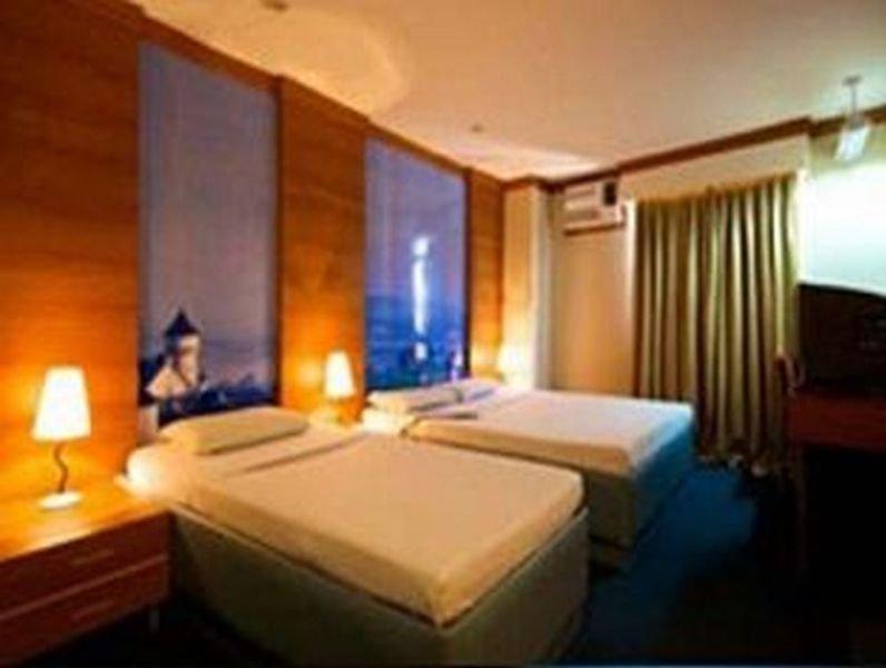 Eurotel North Edsa Quezon City Εξωτερικό φωτογραφία