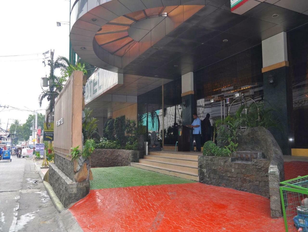 Eurotel North Edsa Quezon City Εξωτερικό φωτογραφία